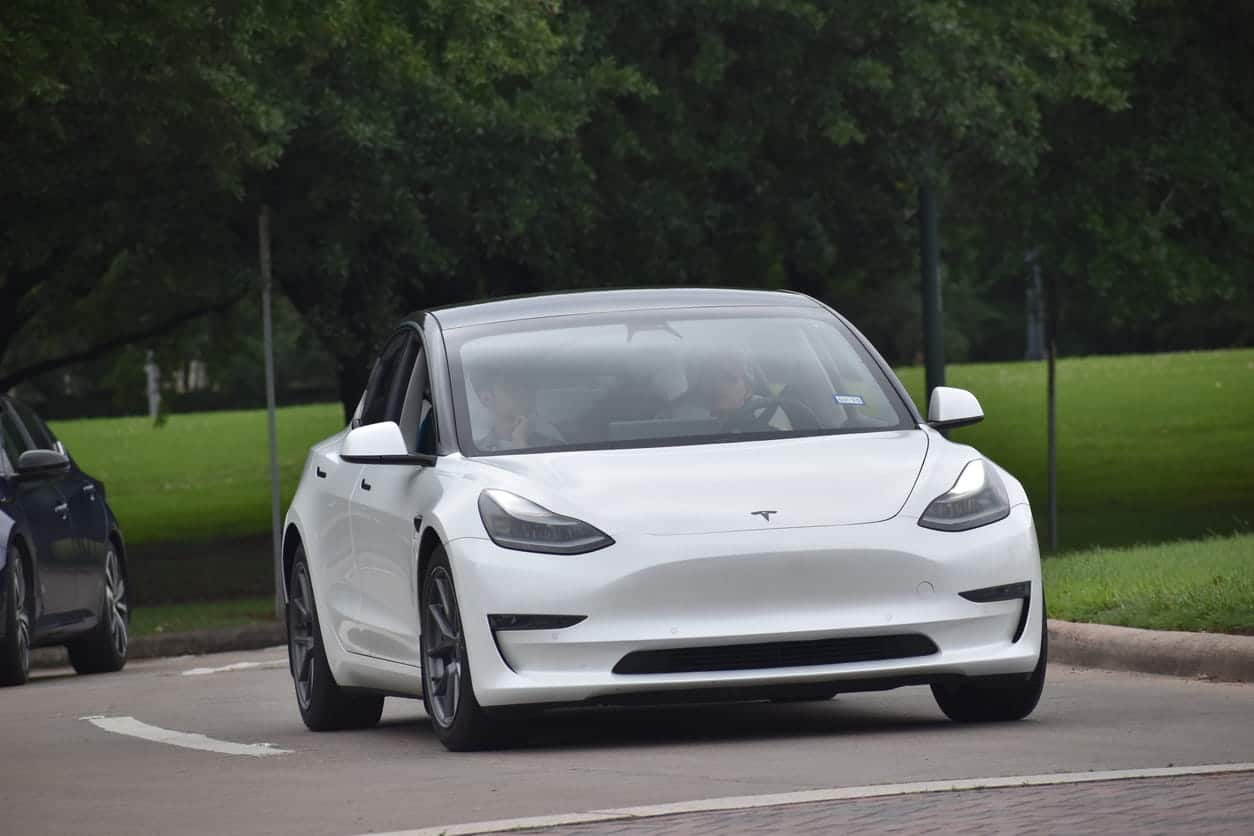Tesla Model X: gjentakende feil på ny Tesla